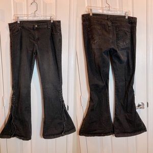 Black Bellbottom Jeans